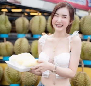 น้อง คะแนน