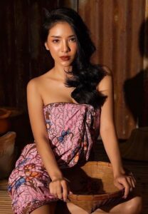 มิ้ว นมสด