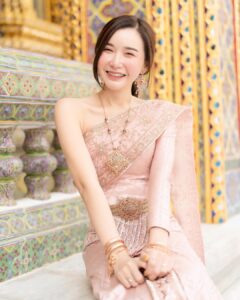 น้อง คะแนน