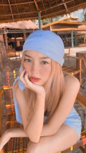 อุ๋มอิ๋ม theska 